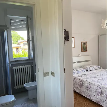 度假居 Elly Casa Vacanze 塞斯托卡伦代